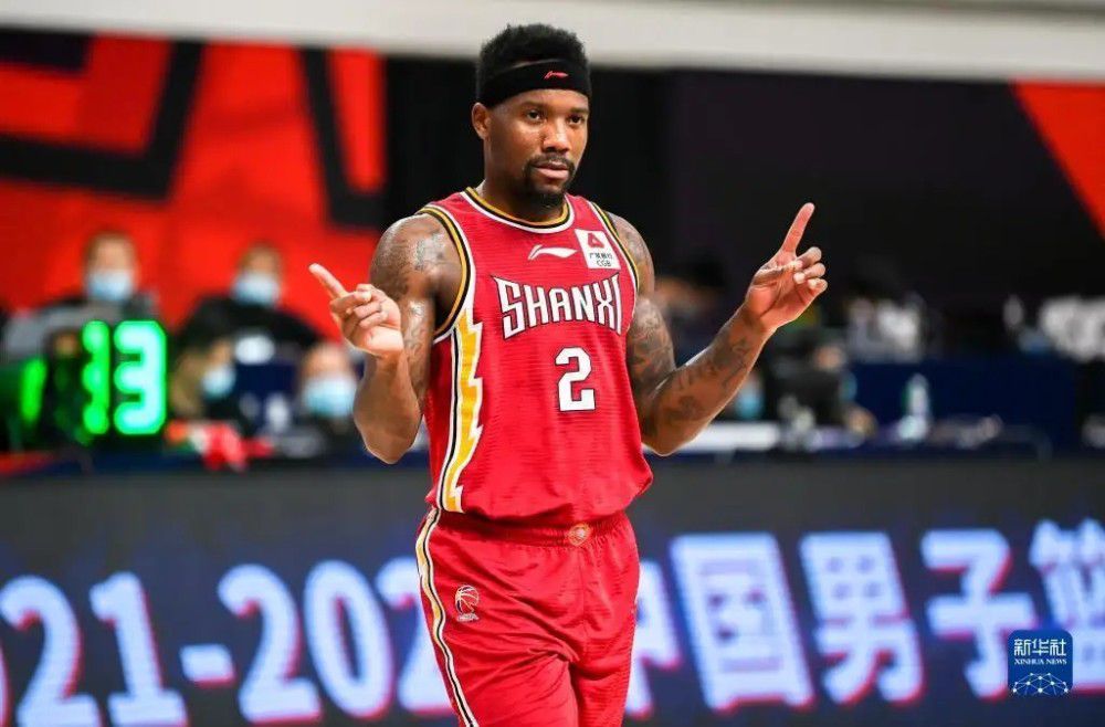 据了解，该片集结了;殿堂级团队，配音阵容包括两位好莱坞明星：凯特;温斯莱特和威廉;达福
